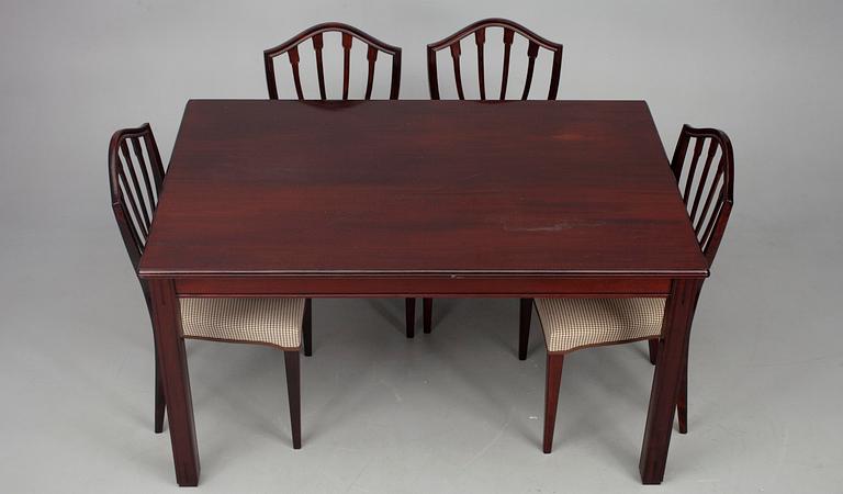 BORD, märkt Paul Boman samt STOLAR, 4 st, Hepplewhite stil, 1900-talets slut.