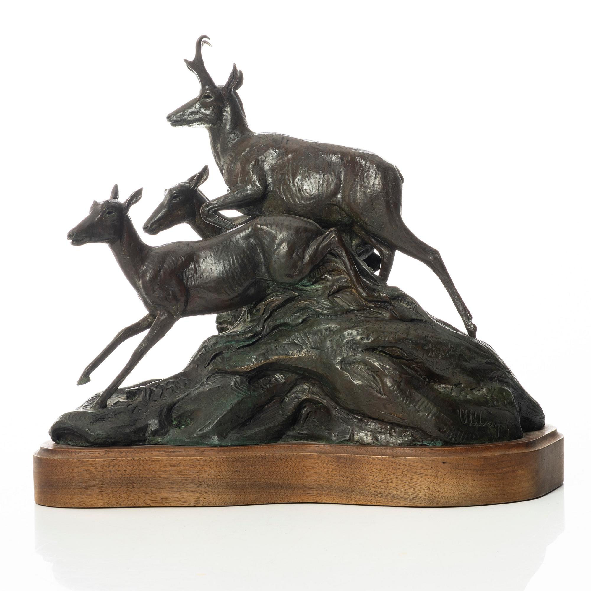 Kent Ullberg, "Pronghorn Pyramid".