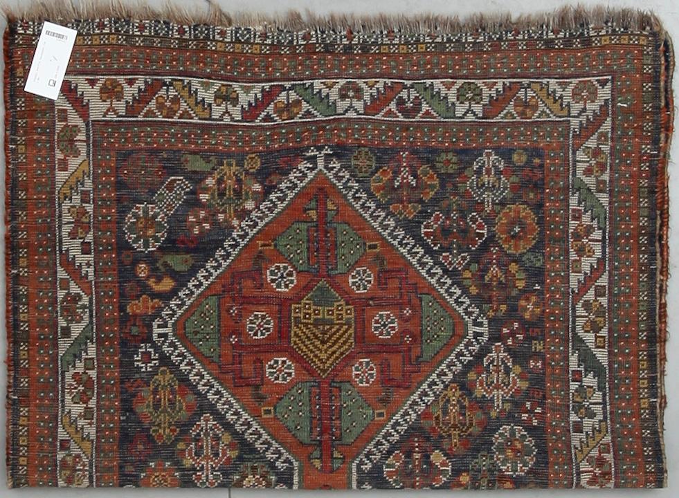 MATTA. Kaukasisk, old/semiantik, 138 x 96.