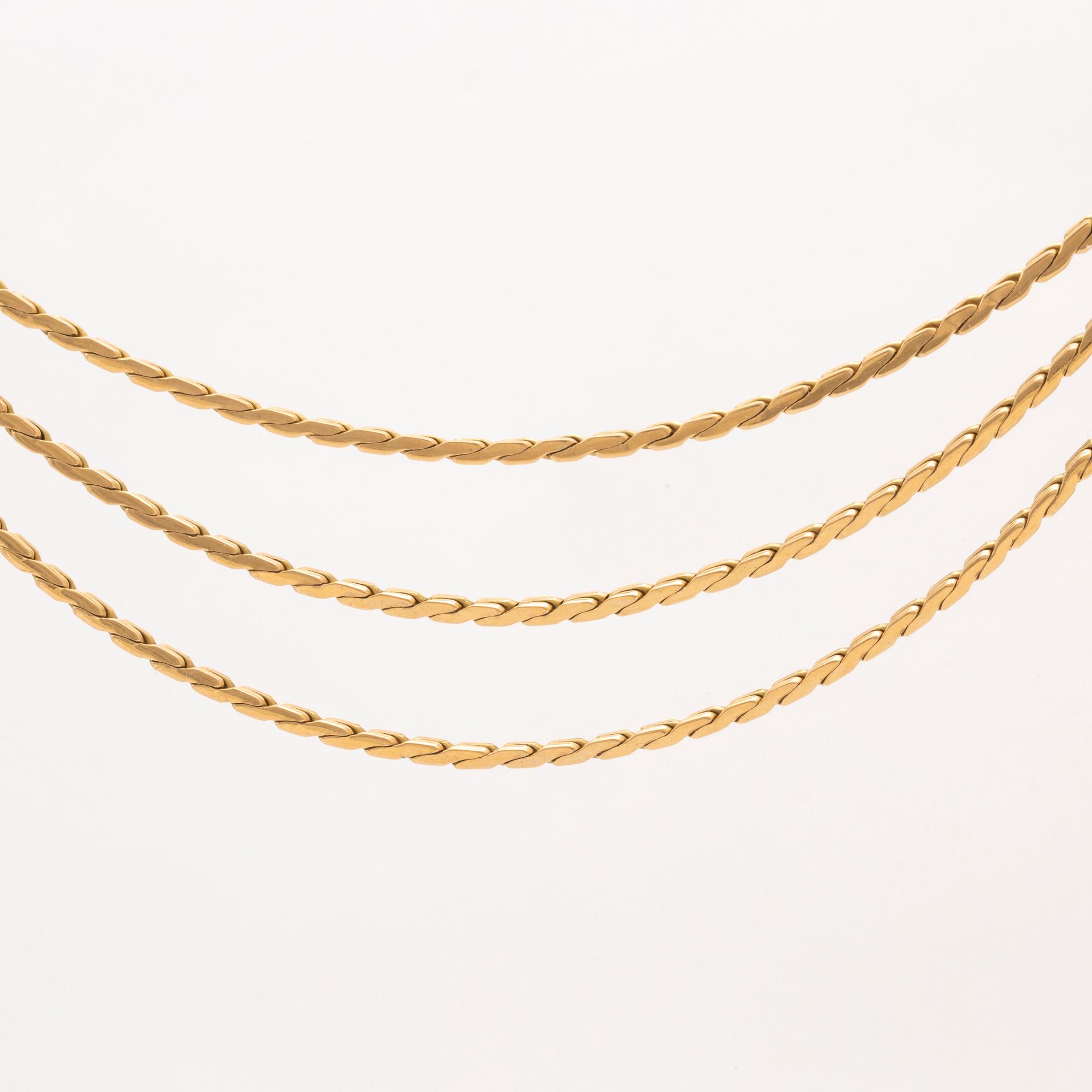 An Italian 18C gold necklace weight 37 grams length 20 cm.