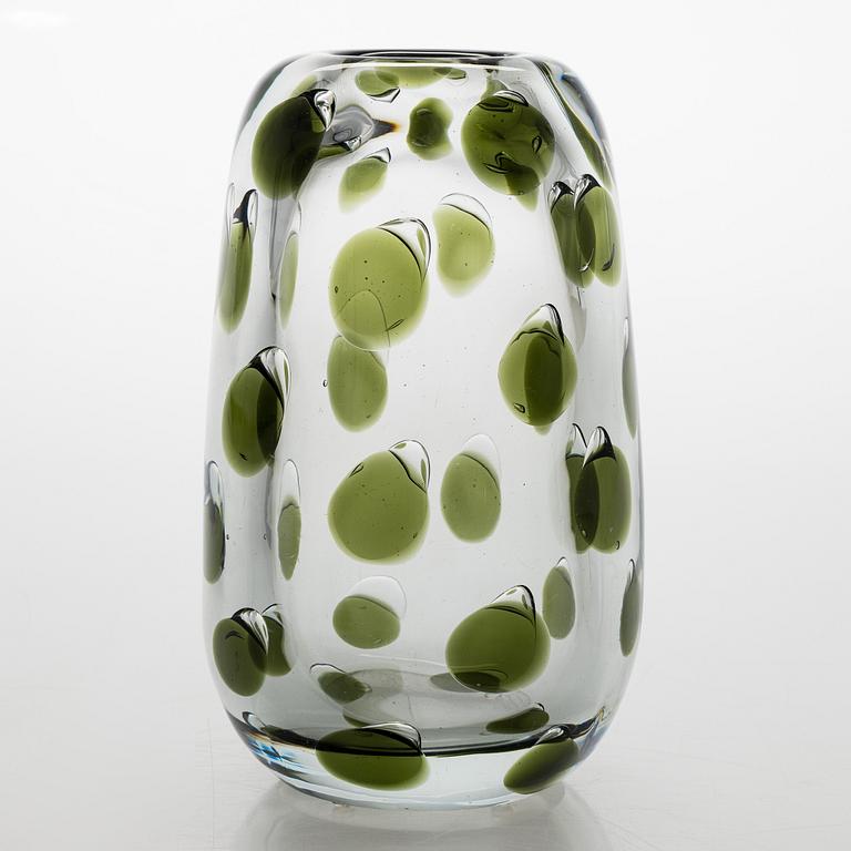 Saara Hopea, vase, “Panther”, signed S. Hopea Nuutajärvi Notsjö -55.