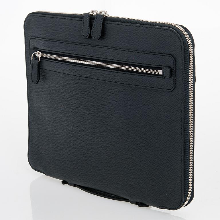 Louis Vuitton, a Taiga 'Vladimir' Business Portfolio.