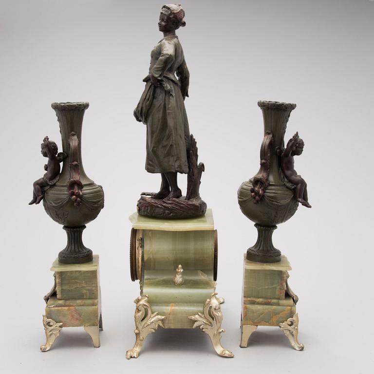 French mantel clock set, mantel clock marked Horlogerie Paris 7742, late 19th century.