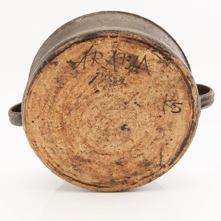 Kyllikki Salmenhaara, bowl, chamotte stoneware, signed in the base KS Arabia.