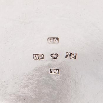 SKRIN och BÄGARE, silver, Carl Lagström Åbo 1860 och Wilhelm Porthan, Viborg 1888.