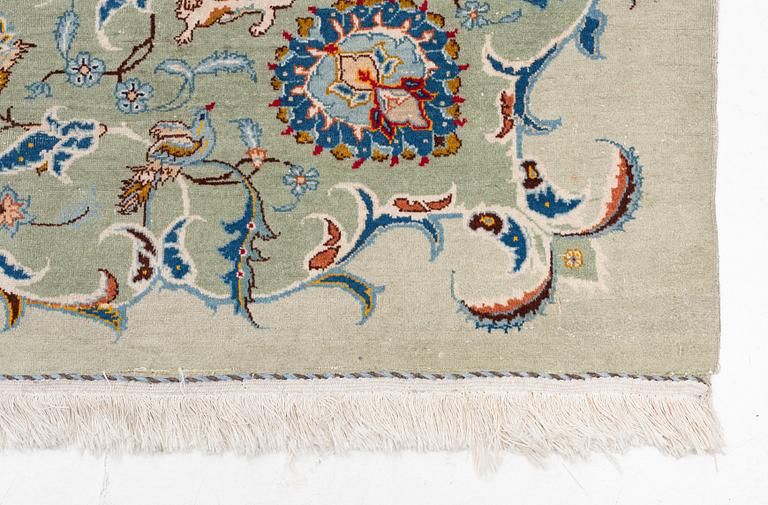 Matta, Keshan, ca 370 x 270 cm.