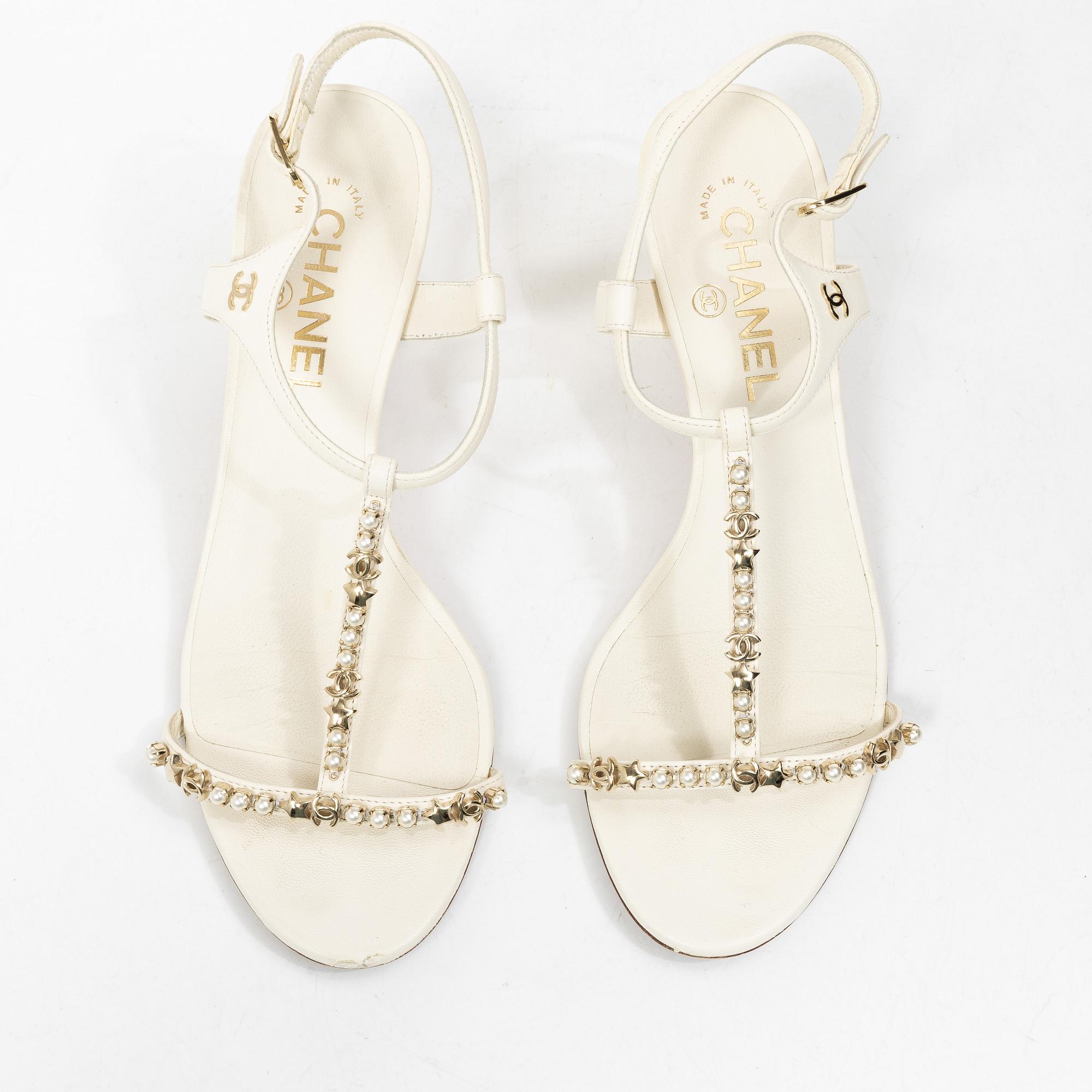 Chanel, sandals, size 39.