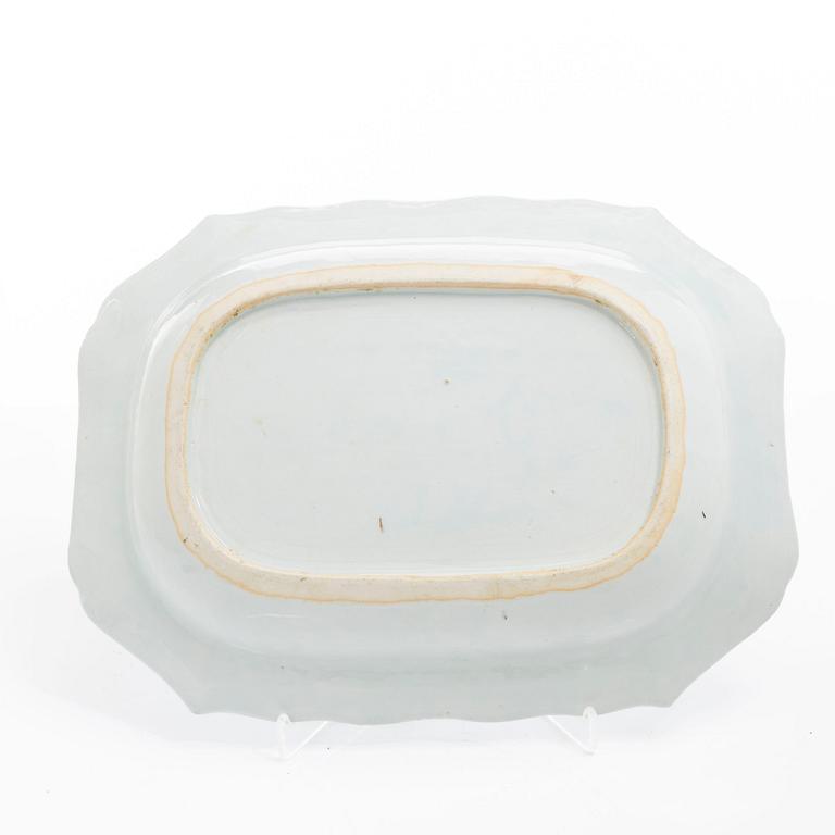 A porcelain tureen stand, China, Qing dynasty, Qianlong (1736-95).