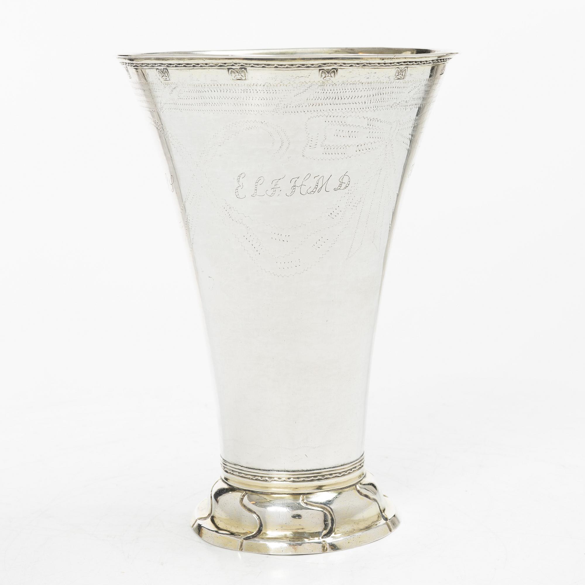 A Swedish 18th century parcel-gilt silver beaker, mark of Eric Ramstedt, Härnösand 1795.