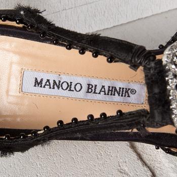 SKOR, Manolo Blahnik, storlek 39½.
