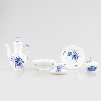 Royal Copenhagen, kaffeservis, 27 delar, "Blå Blomst", Danmark.