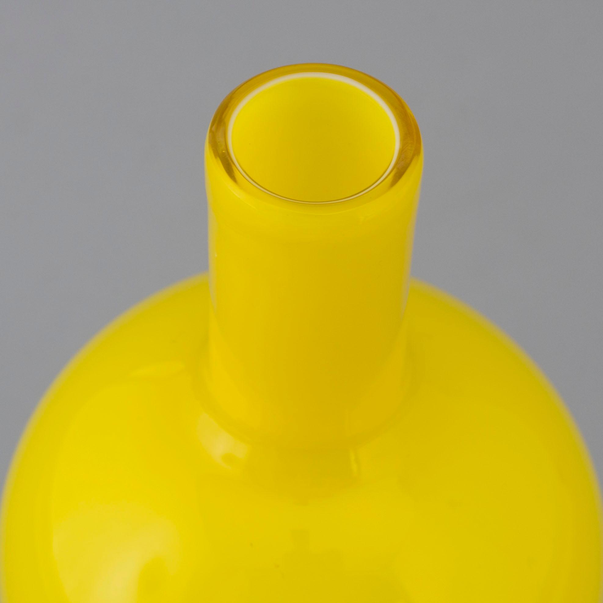 TIMO SARPANEVA, a glass decanter, Venini Murano Italy 1991.