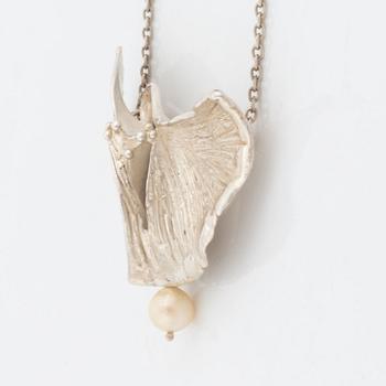 Silver necklace with pearl, Minowa Atelje Etsuko Minowa.