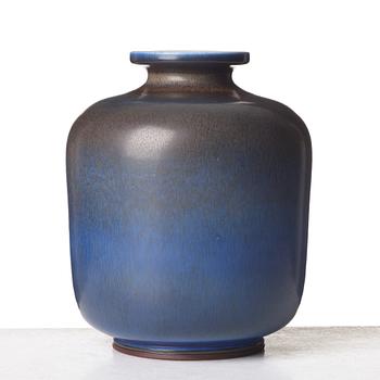 Berndt Friberg, a stoneware vase, Gustavsberg studio, Sweden 1965.