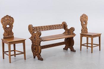 MÖBELGRUPP, 3 delar, fornnordisk stil, 1900-tal.