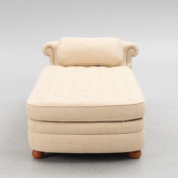 Josef Frank, couch/dagbädd, modell 775, Firma Svenskt Tenn, 2022.