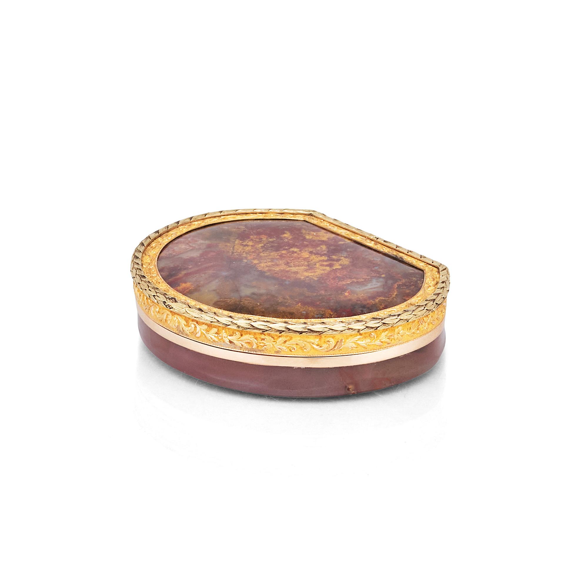 Dosa, agat och tvåfärgat guld, sannolikt fransk, 1800-tal.