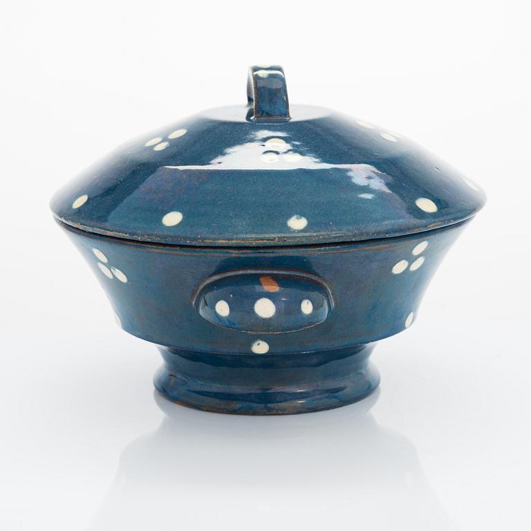 Alfred William Finch, a lidded serving bowl from around year 1900, Iris, Finland.