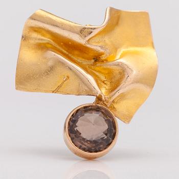 BJÖRN WECKSTRÖM, BROSCH, 14K guld, rökkvarts. Lapponia 1966.