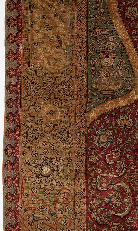 Matta, antik silke Kum Kapi med metallbroschering, Istanbul omkring 1910, "Sultan's Head Prayer" design.