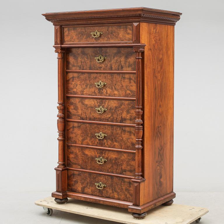 HERRBYRÅ, nyrenässans, 1800-talets slut.