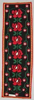 MATTA, Kelim, Balkan. Ca 280 x 87 cm.