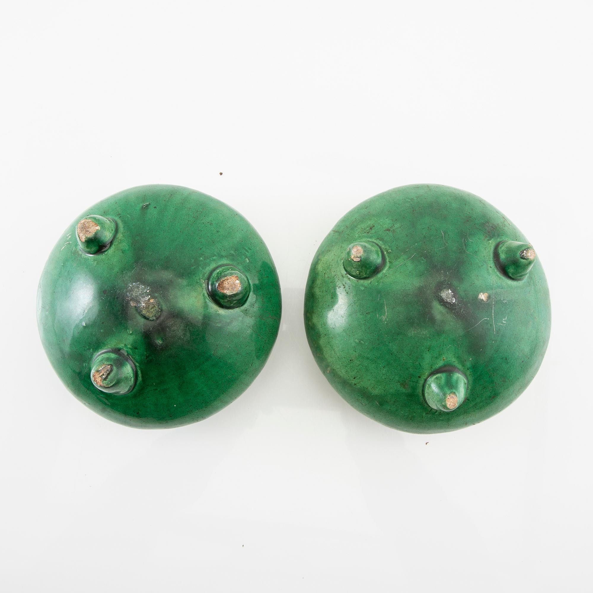 Incense burners 2 pcs Southern China, 19th century.