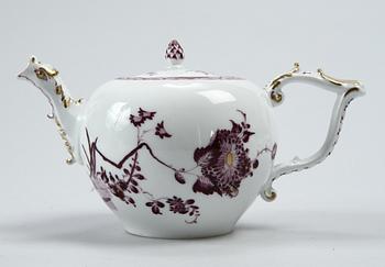 A part Meissen tea service, 18th Century.