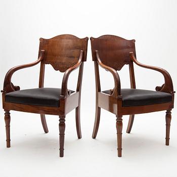 KARMSTOLAR, ett par, biedermeier, Ryssland 1800-talets mitt.