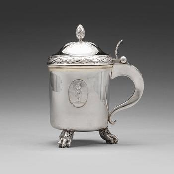 140. A Swedish 18th century parcel-gilt silver tankard, mark of Erik Sorsell, Stockholm 1794.