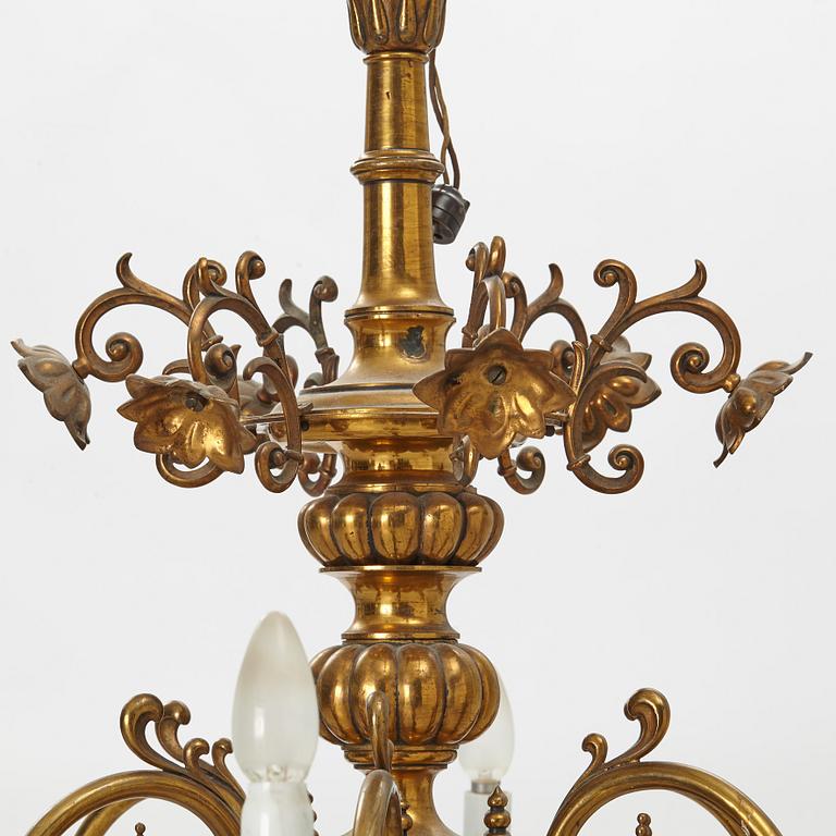 A Baroque style chandelier, around 1900.