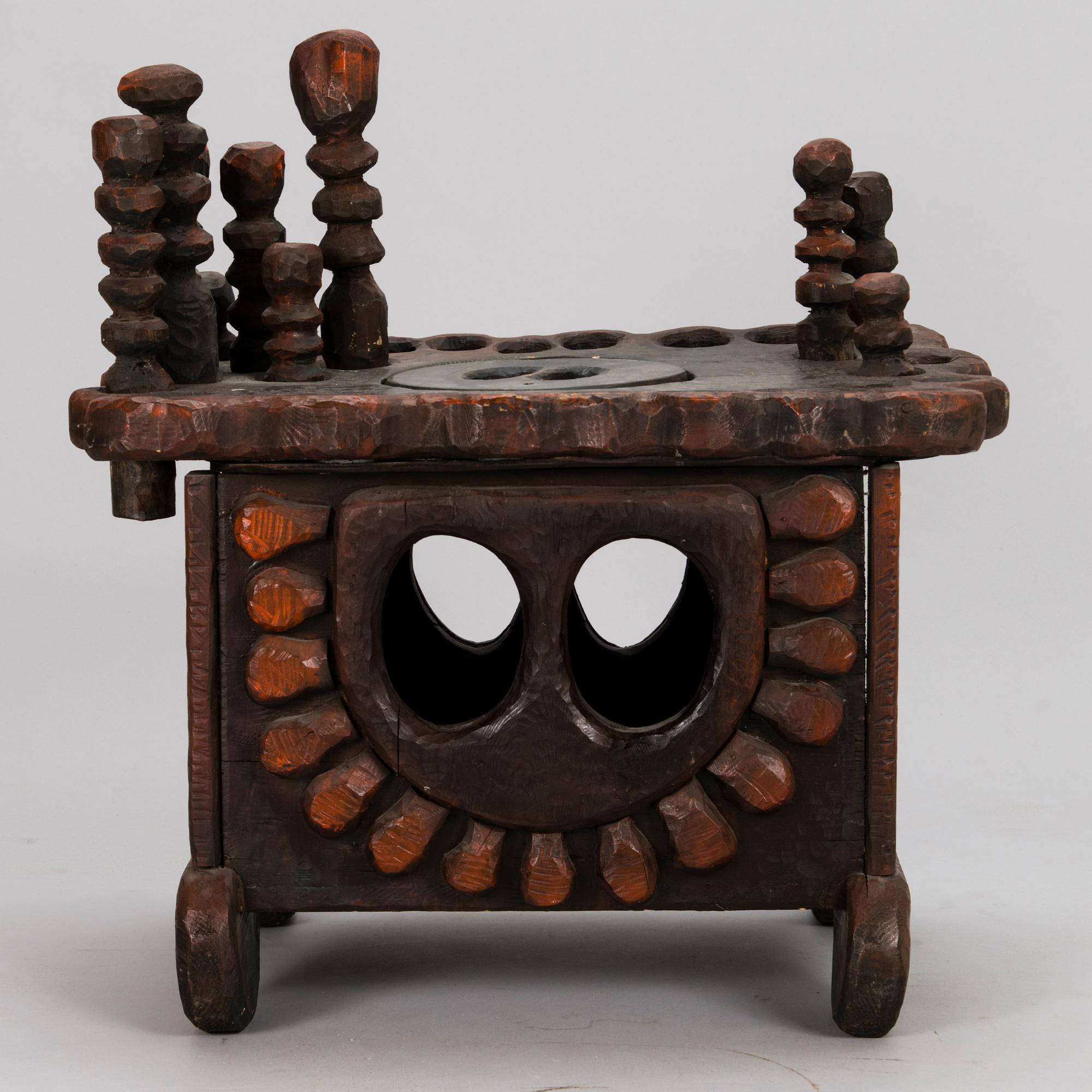 KOSTI AHONEN, pöytä, puu, suurentava peili, signeerattu.