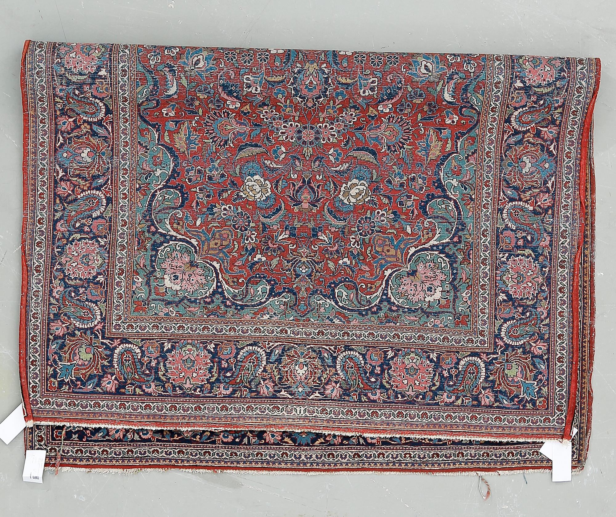 MATTA, semiantik Keshan. Ca 194x132 cm.