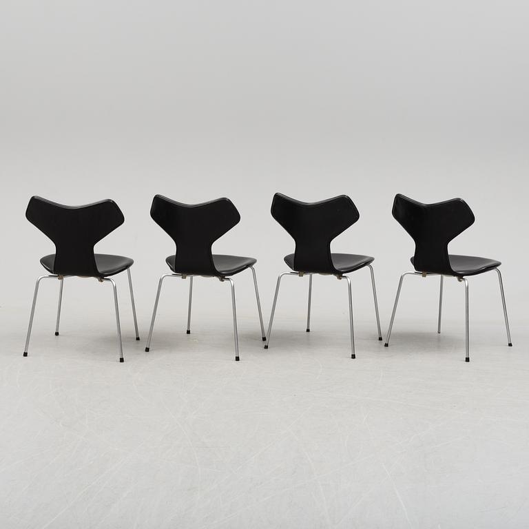 ARNE JACOBSEN, STOLAR, 4 st "Grand Prix" Fritz Hansen, Danmark. 1960-tal.