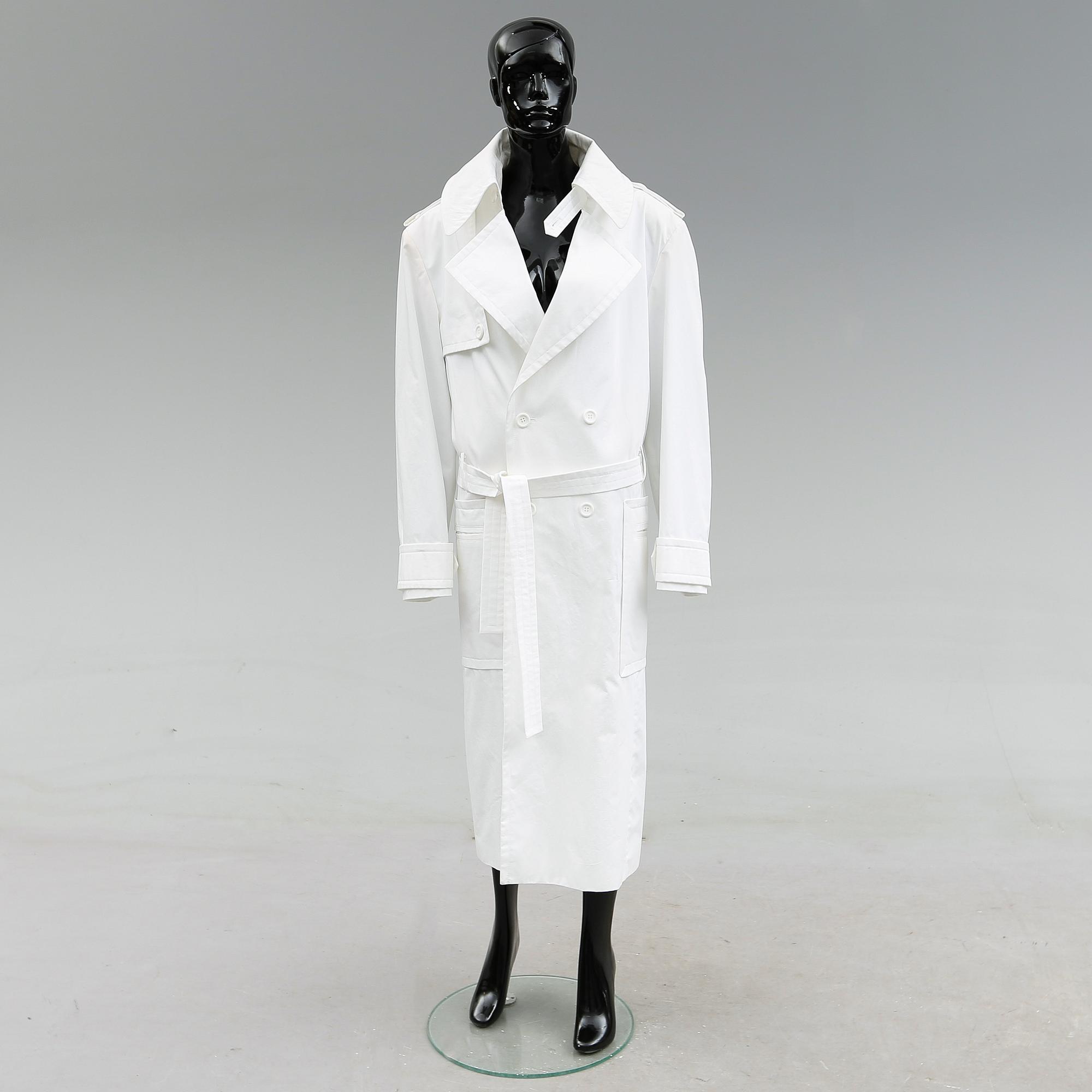 TRENCHCOAT, Lars Wallin, 2000-tal.