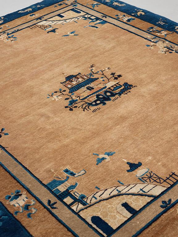 A CARPET, a semi-antique Beijing, China, 295,5 x 247,5 cm.