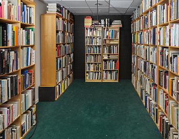 Björn Springfeldt's art library.
