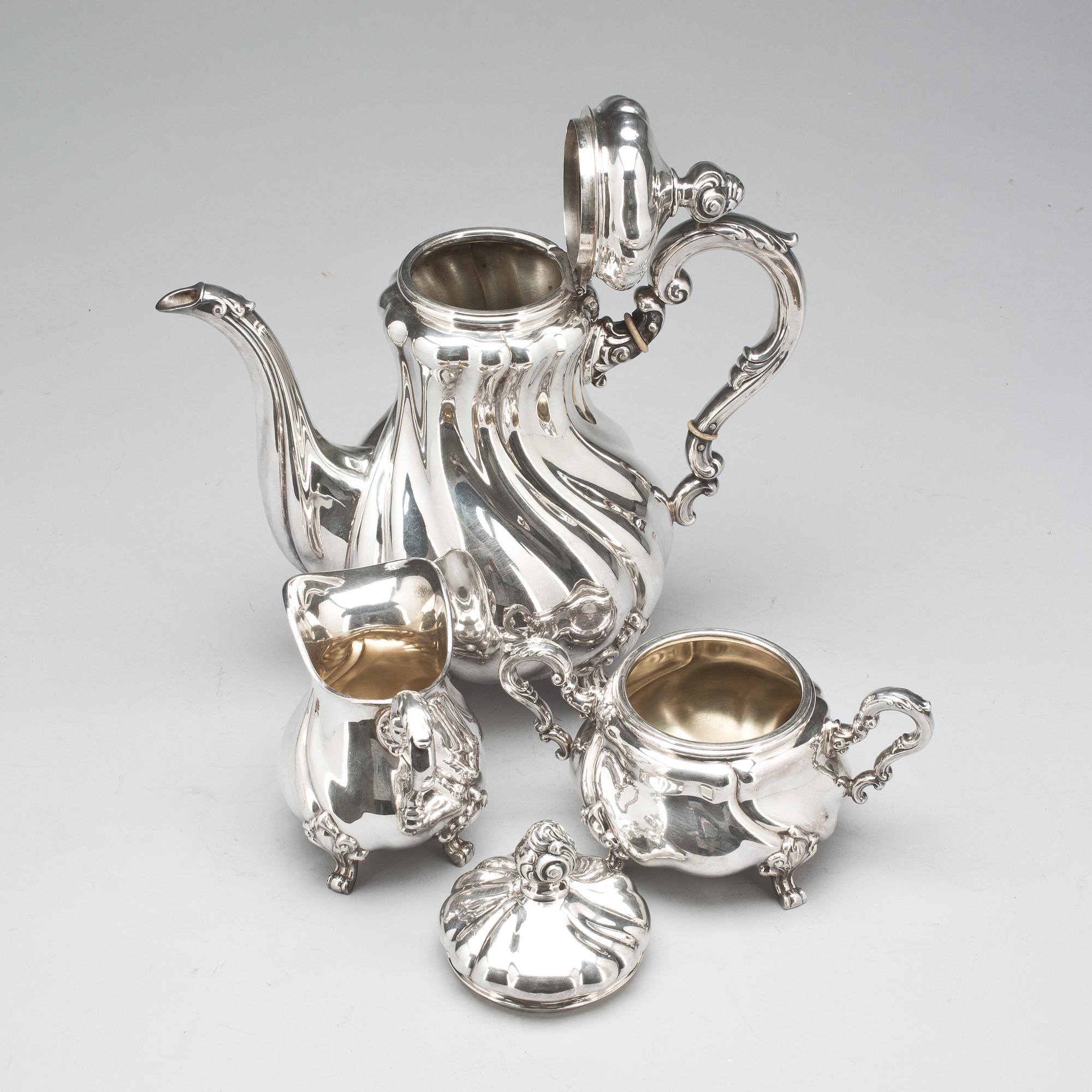 KAFFESERVIS, 3 delar, silver, importstämplar, 1940-tal. Total vikt ca 1190 g.