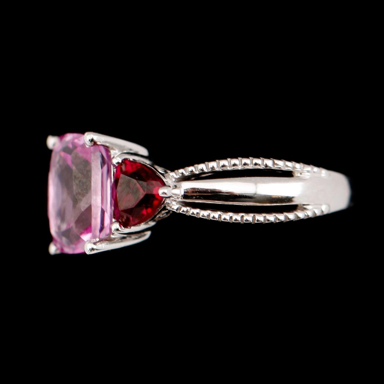 RING, 10 k vitguld, rosa turmaliner.
