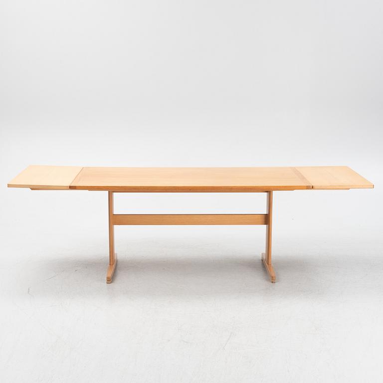 An oak dining table from Ulferts Tibro, 1960s/70s.