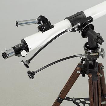 STJÄRNKIKARE / TELESKOP med STATIV, Zenith, 1900-tal.