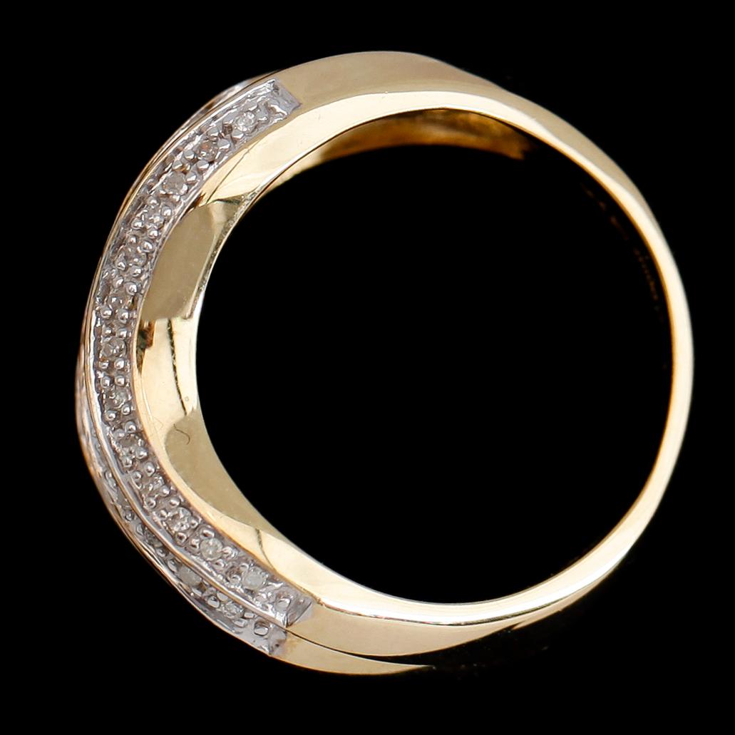 RING, 14 k guld, diamanter tot ca 0.32 ct, gröna tsavoriter tot ca 2.17 ct.