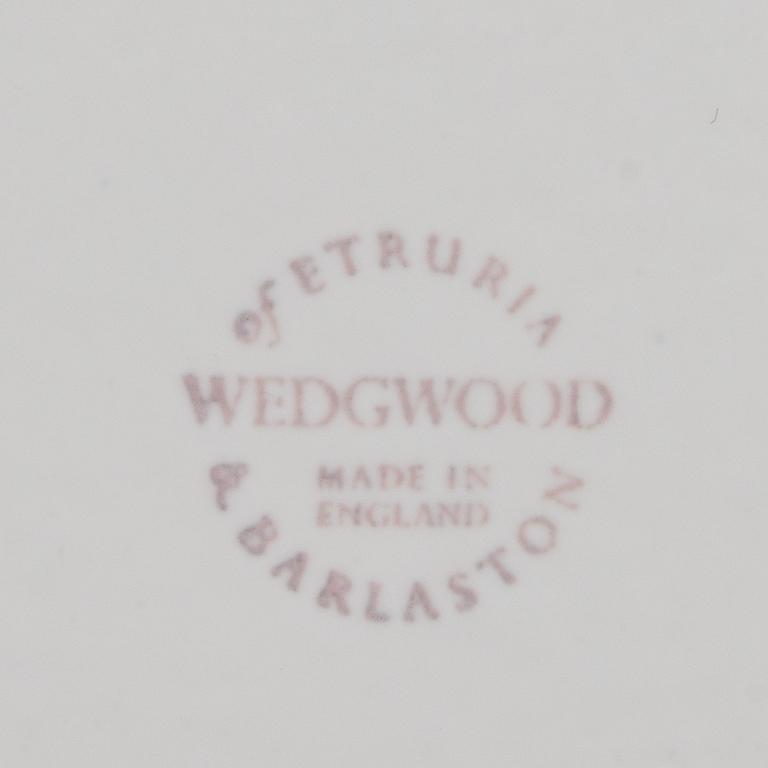 Plates, 6 pcs, Wedgwood of Etruria & Barlaston, England, 20th century.