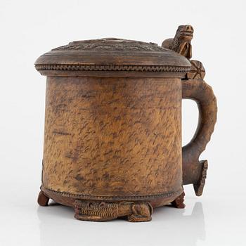 A birch tankard, Norway, end of the 18th Century.