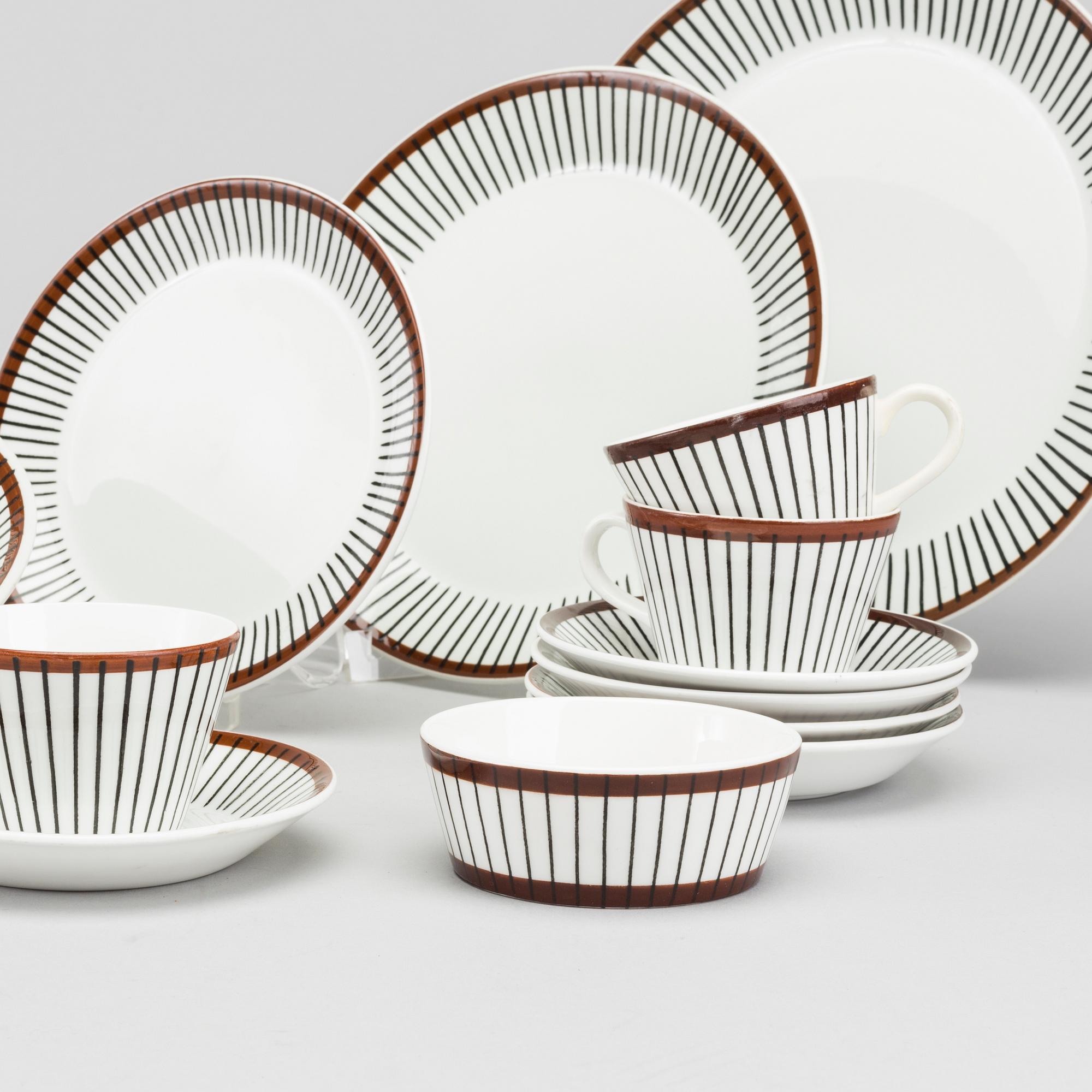 STIG LINDBERG, servis "Spisa Ribb", 42 dlr, benporslin, Gustavsberg, 1955-1974.