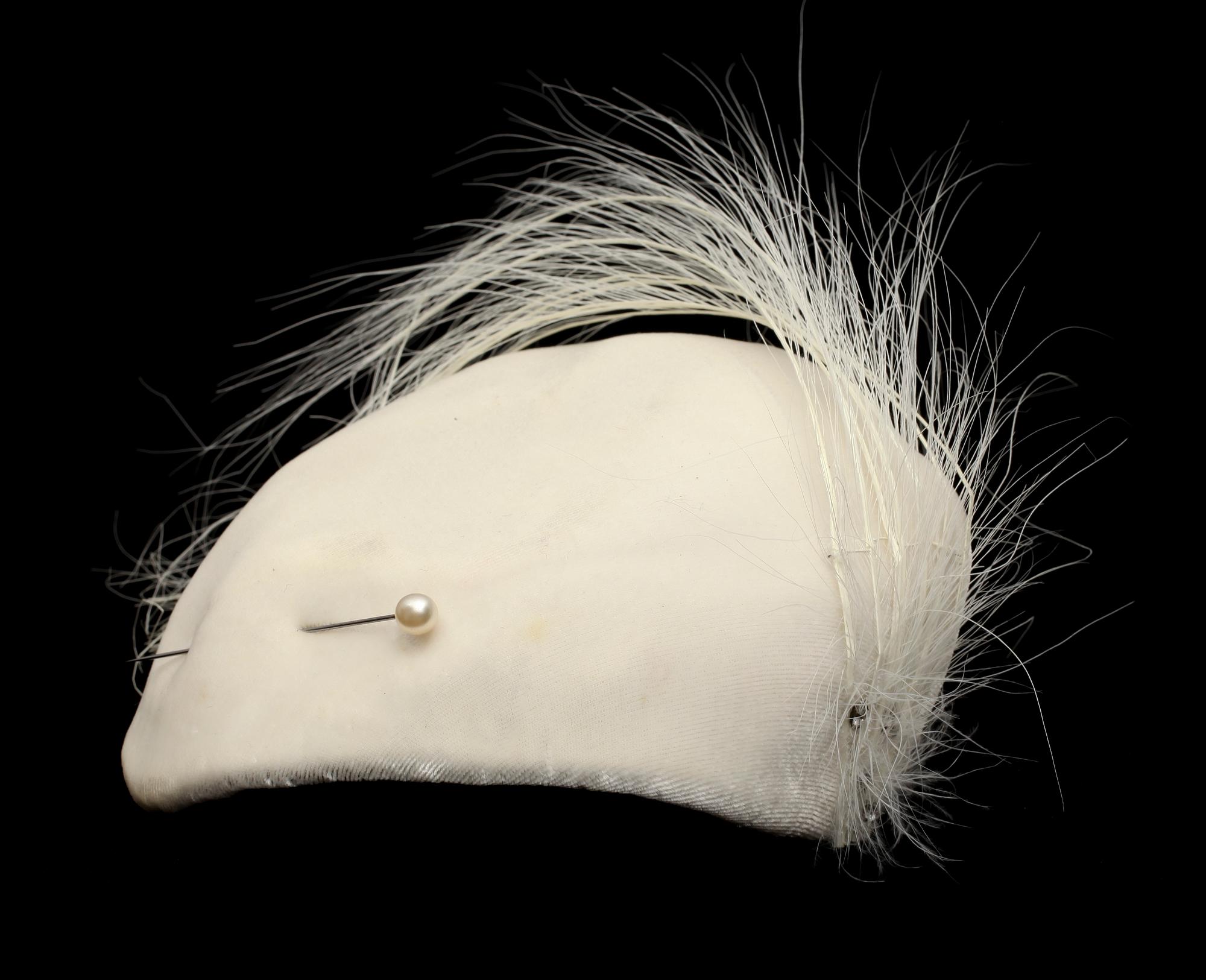 HÖG HATT, CHAPEAU CLAQUE samt DAMHATT, 1900-talets första hälft.