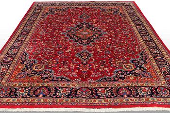 MATTA, Meshed, ca 340 x 255 cm.