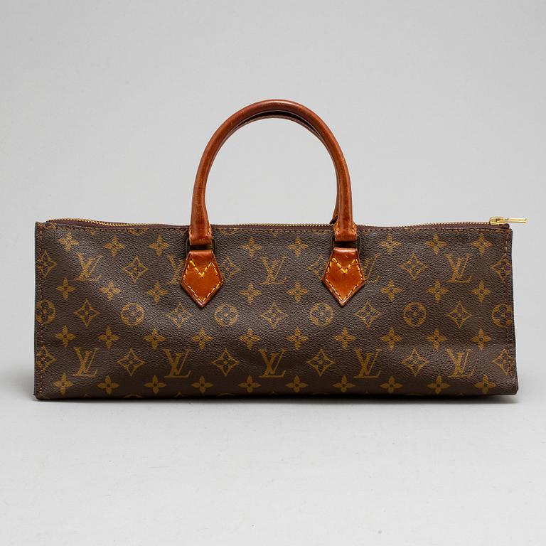 LOUIS VUITTON, a monogram canvas, 'Sac triangle' bag.