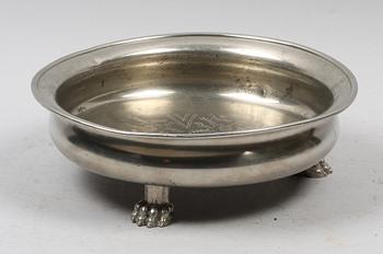 SKÅL, tenn. Firma Svenskt Tenn, 1929.