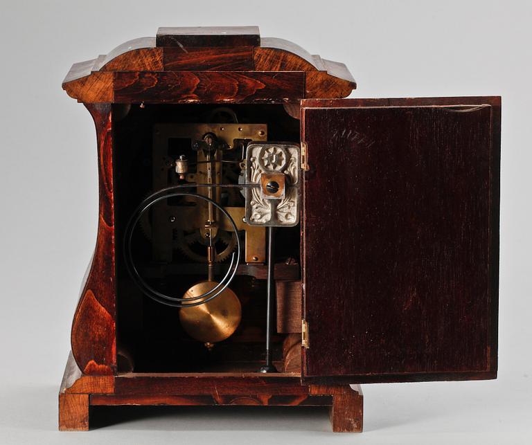BORDSPENDYL, empirestil, Junghans, omkring 1900.